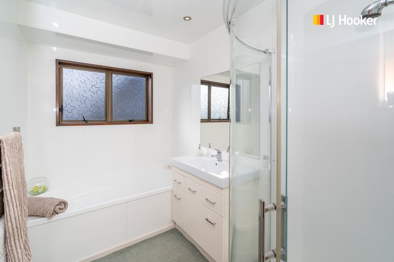 Photo of property in 16 Eastbank Street, Waverley, Dunedin, 9013