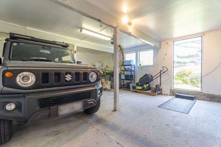 Photo of property in 65 Cunliffe Street, Churton Park, Wellington, 6037