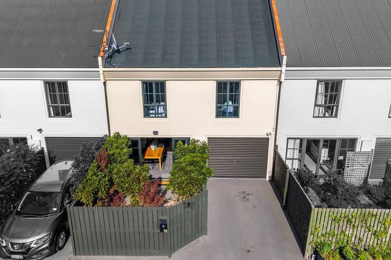 Photo of property in 7 Gracefield Avenue, Christchurch Central, Christchurch, 8013