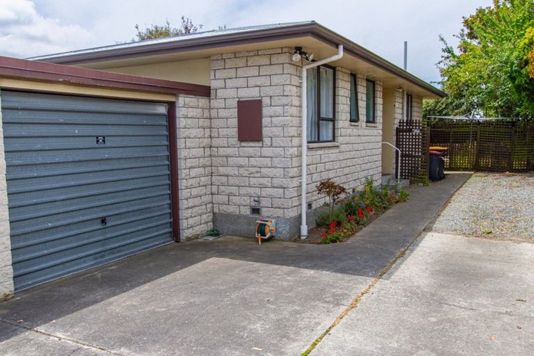 Photo of property in 2/121 Marlow Road, Aranui, Christchurch, 8061