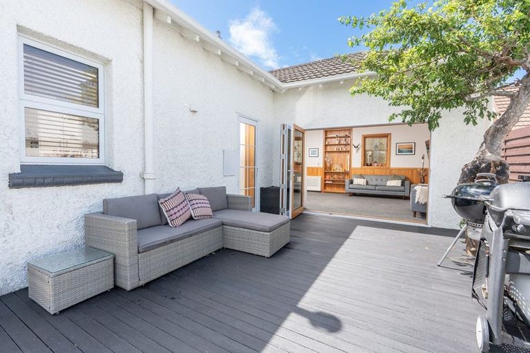 Photo of property in 52 Sunbury Street, Andersons Bay, Dunedin, 9013