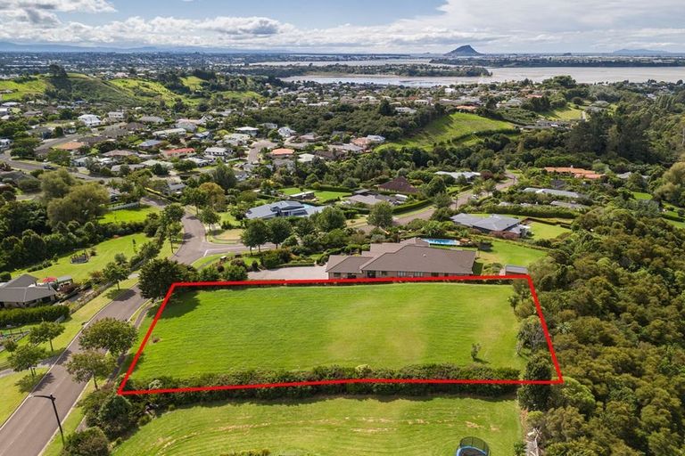 Photo of property in 21 Riverstone Drive, Welcome Bay, Tauranga, 3112