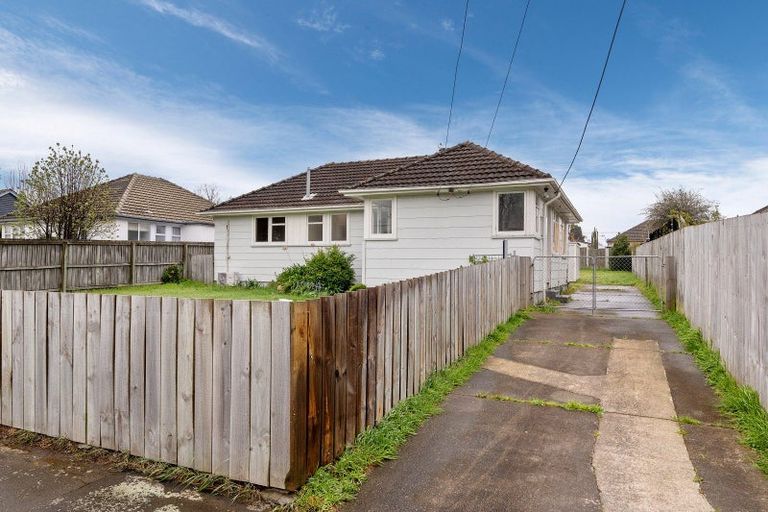Photo of property in 33 Eureka Street, Aranui, Christchurch, 8061
