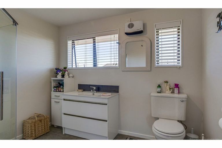 Photo of property in 6 Ellesmere Place, Oceanview, Timaru, 7910