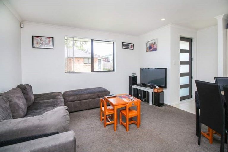 Photo of property in 16a Hunua Road, Papakura, 2110