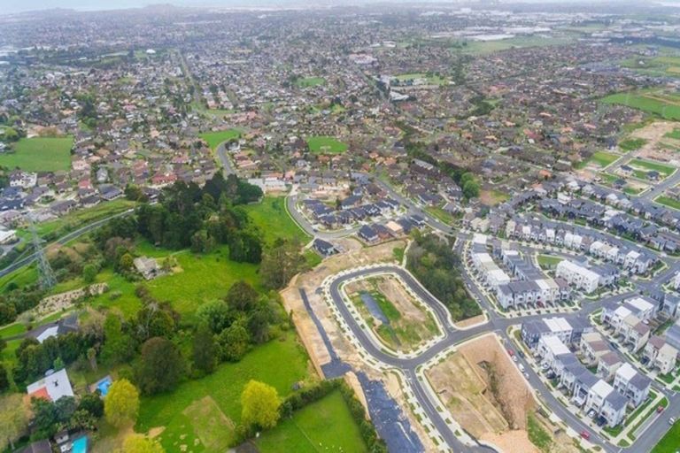 Photo of property in 39 Adamson Road, Flat Bush, Auckland, 2019