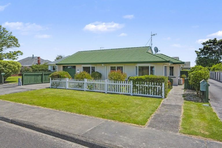 Photo of property in 4 Clark Street, Levin, 5510