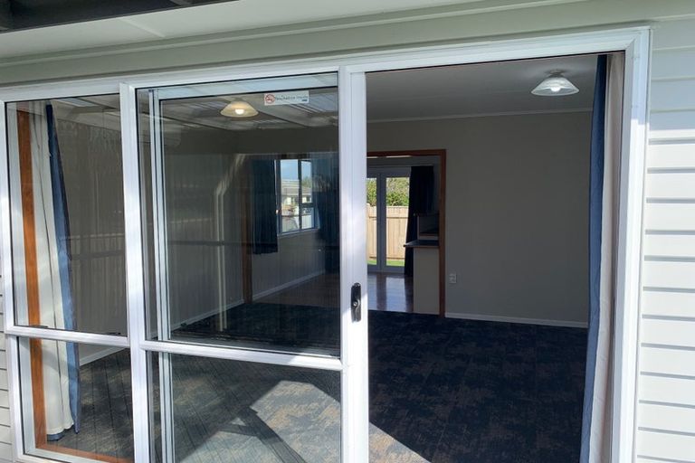 Photo of property in 406 Carrington Street, Upper Vogeltown, New Plymouth, 4310