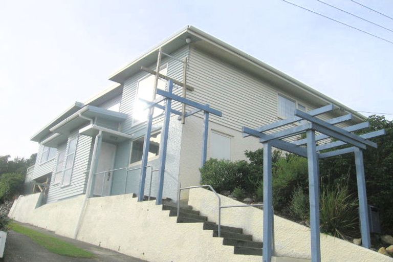 Photo of property in 7 Mana View Road, Paremata, Porirua, 5026