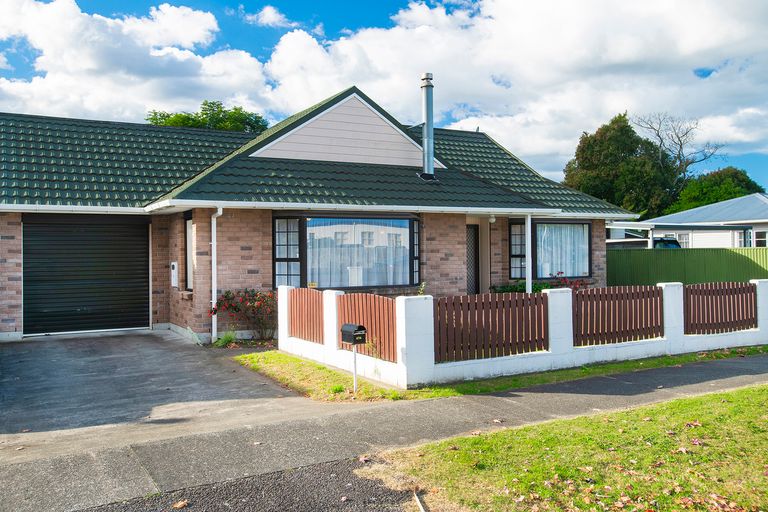 Photo of property in 47a Abbott Street, Te Hapara, Gisborne, 4010