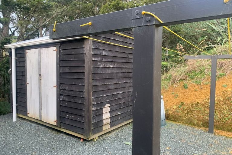 Photo of property in 1665 Matapouri Road, Matapouri, Whangarei, 0173