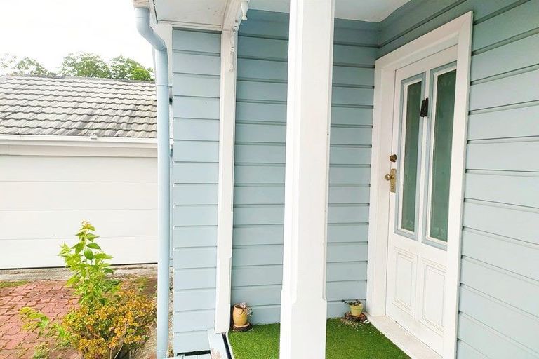 Photo of property in 64 Bleakhouse Road, Bucklands Beach, Auckland, 2014