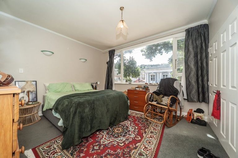 Photo of property in 1/126 The Parade, Island Bay, Wellington, 6023