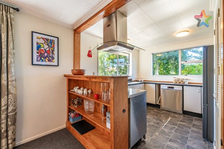 Photo of property in 172 Holborn Drive, Stokes Valley, Lower Hutt, 5019