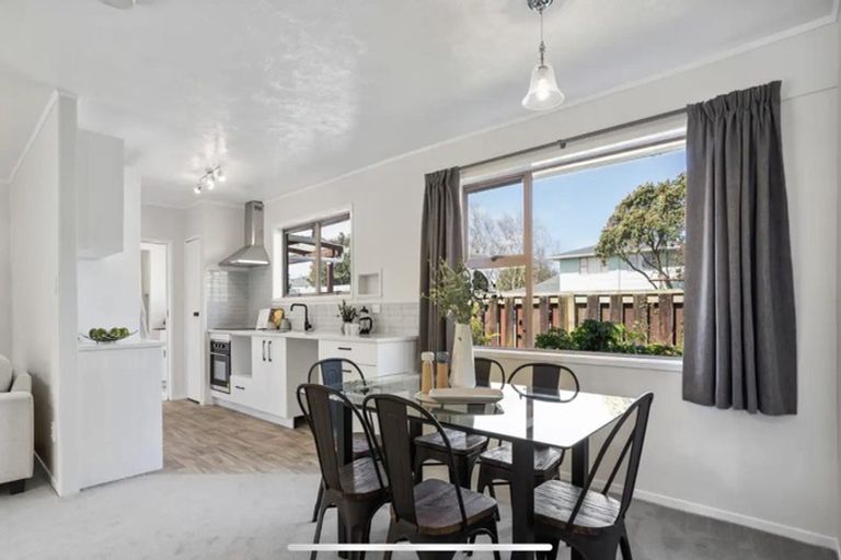 Photo of property in 39a Birdwood Avenue, Papatoetoe, Auckland, 2025