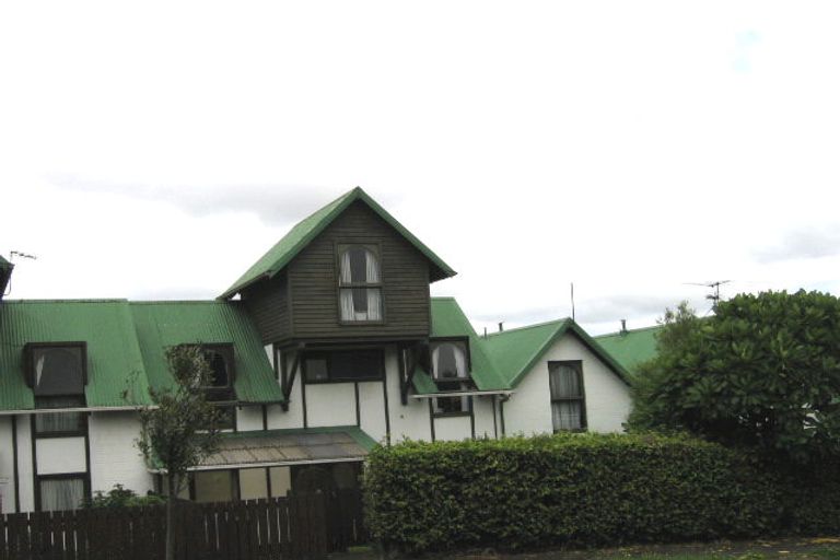 Photo of property in 1j Richardson Road, Mount Albert, Auckland, 1025