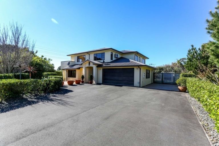 Photo of property in 70a Shelter Grove, Frankleigh Park, New Plymouth, 4310