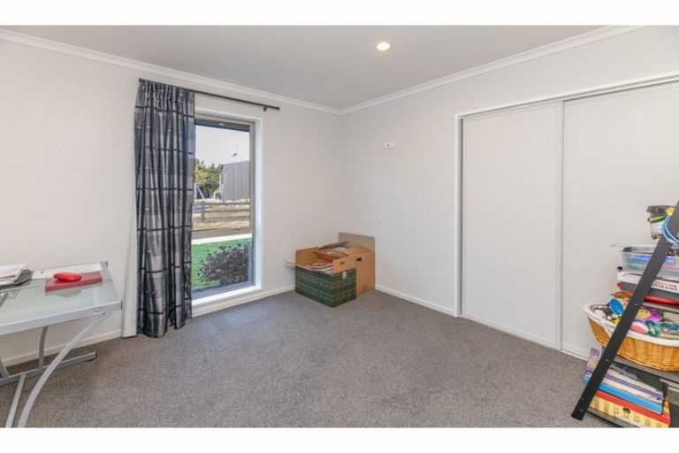 Photo of property in 7 Macdonalds Lane, Waikuku, Rangiora, 7473