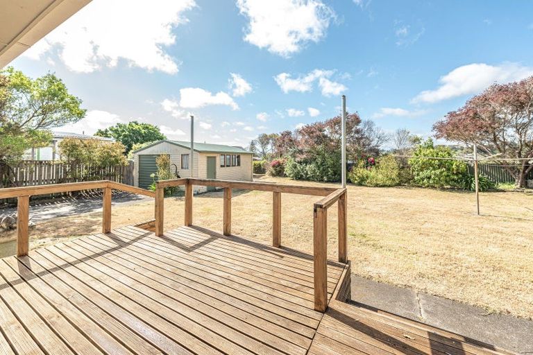 Photo of property in 5 Murch Place, Tawhero, Whanganui, 4500