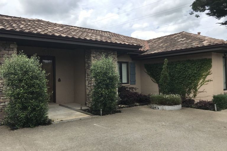 Photo of property in 10 Myra Evelyn Grove, Dairy Flat, Albany, 0792