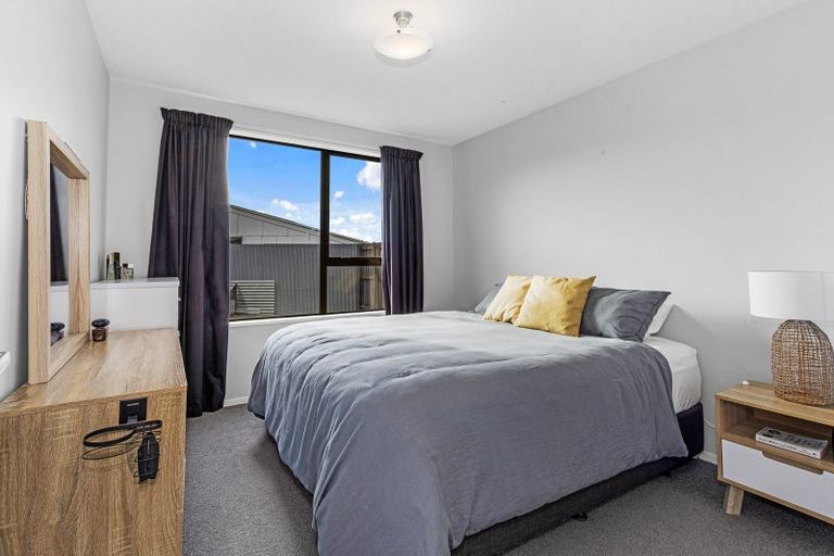 Photo of property in 6b Rolfe Place, Bishopdale, Christchurch, 8053