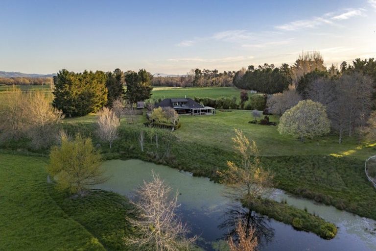 Photo of property in 360 Te Whiti Road, Homebush, Masterton, 5884
