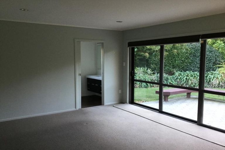 Photo of property in 52 Airport Drive, New Plymouth Airport, New Plymouth, 4373