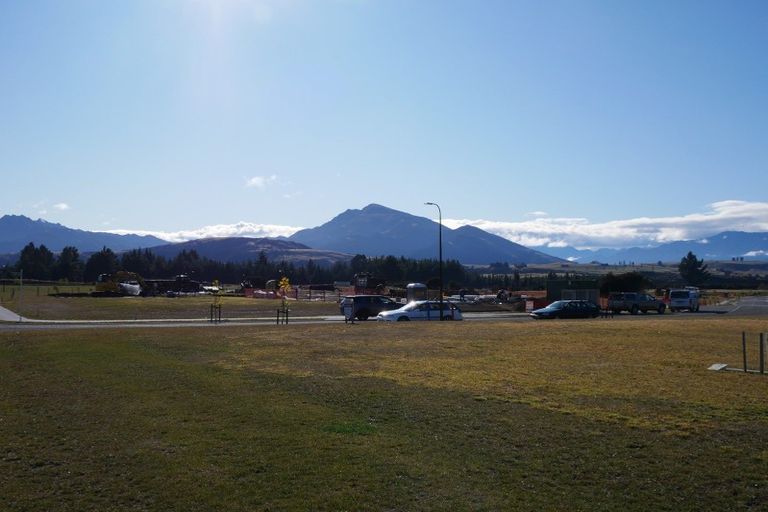 Photo of property in 19 Pounamu Avenue, Greenhithe, Auckland, 0632