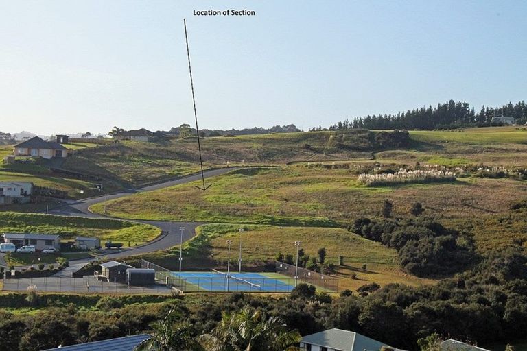 Photo of property in 4 Freyja Crescent, Coopers Beach, 0420