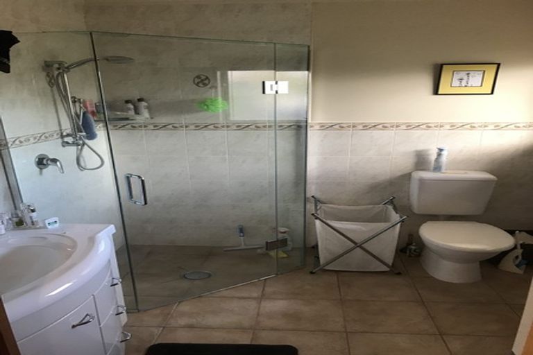 Photo of property in 6 Doneraille Place, Bethlehem, Tauranga, 3110