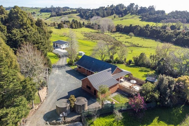 Photo of property in 692 Wayby Station Road, Wellsford, 0972