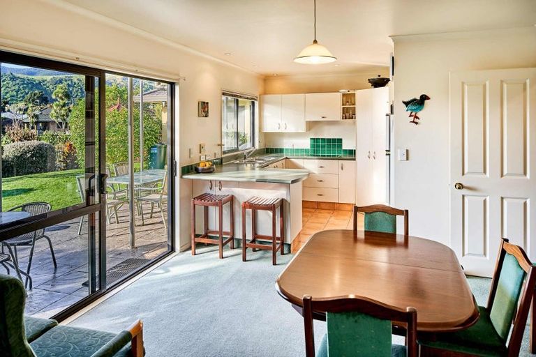 Photo of property in 7 Lorna Irene Drive, Raumati South, Paraparaumu, 5032