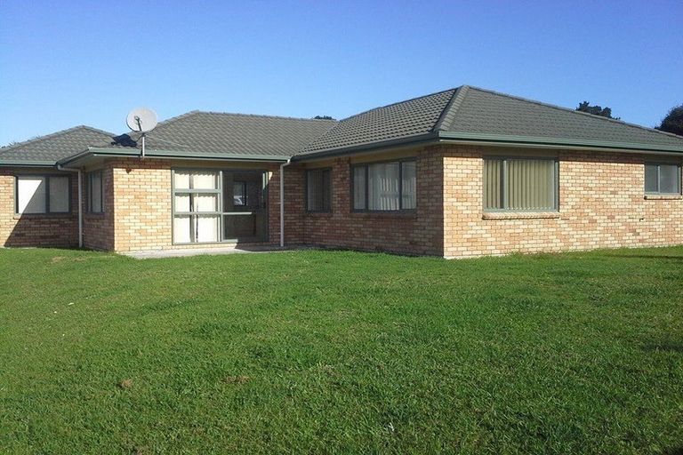 Photo of property in 15 Lochiel Place, Te Kamo, Whangarei, 0112
