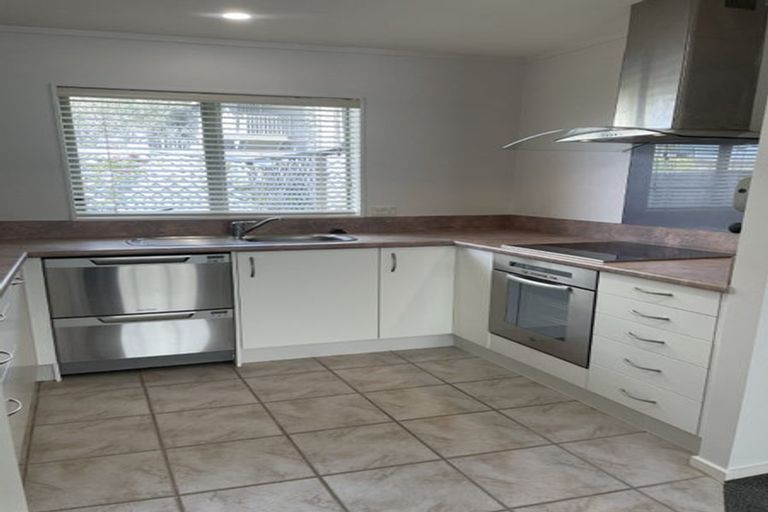 Photo of property in 15/262 Centreway Road, Orewa, 0931