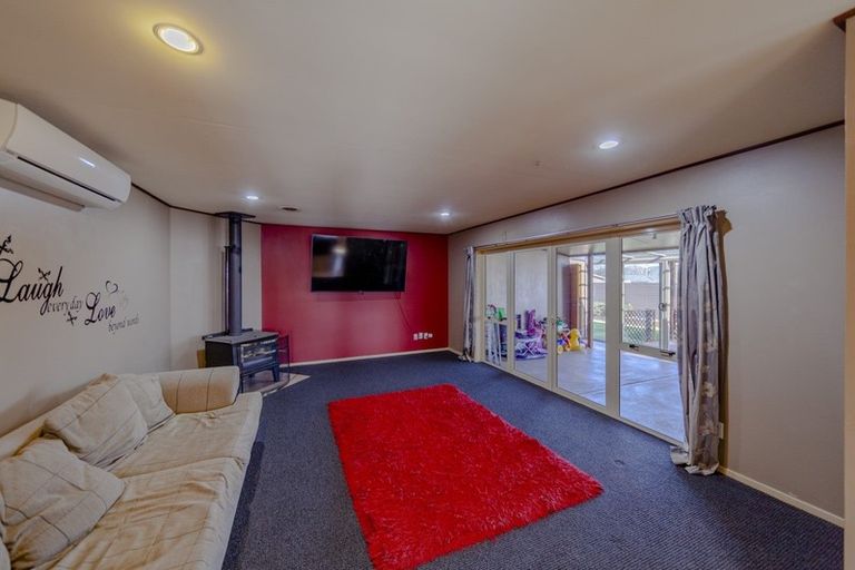 Photo of property in 9a Montgomery Street, Waipukurau, 4200