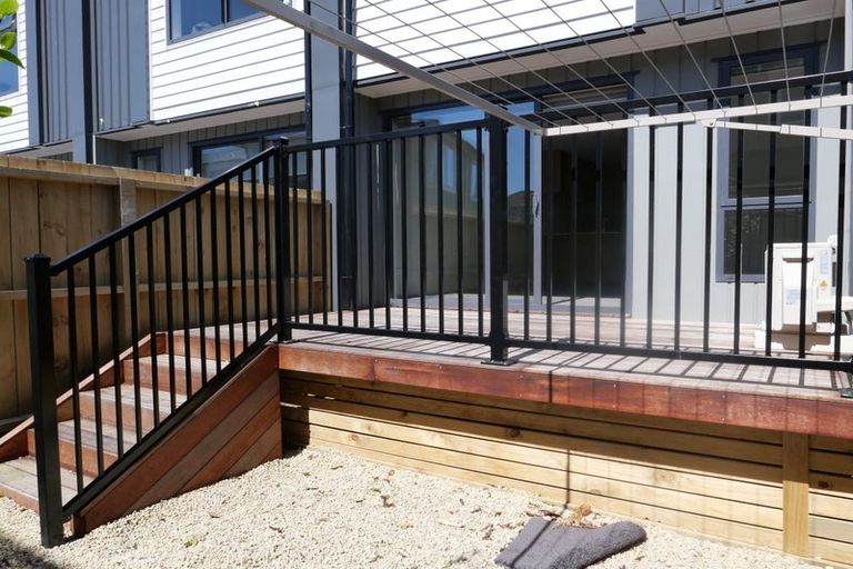 Photo of property in 4/7 Bertram Grove, Naenae, Lower Hutt, 5011