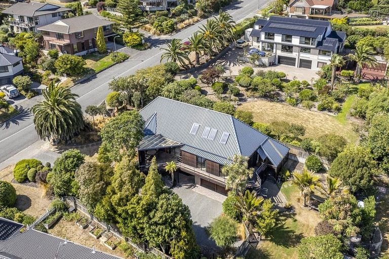 Photo of property in 86 Penruddock Rise, Westmorland, Christchurch, 8025