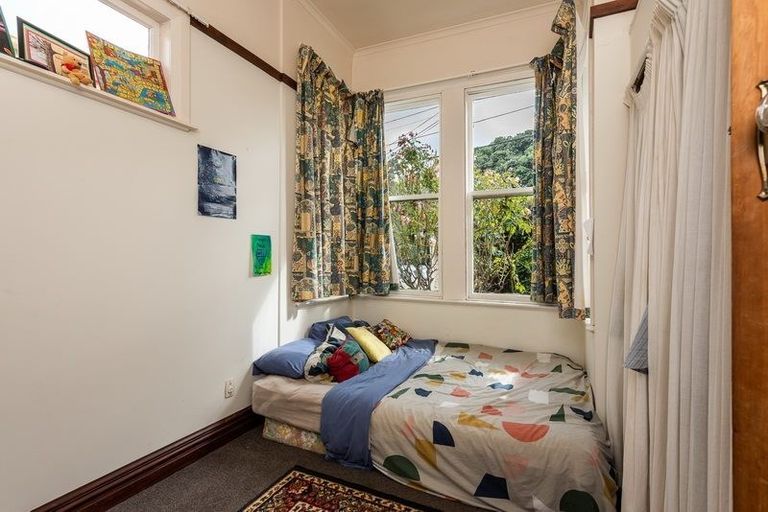 Photo of property in 84 Kilbirnie Crescent, Kilbirnie, Wellington, 6022