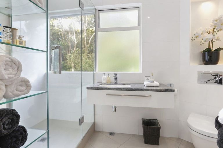 Photo of property in 4/165 Tamaki Drive, Kohimarama, Auckland, 1071