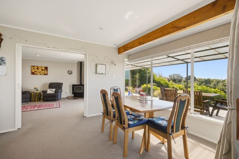 Photo of property in 91 Waikite Road, Welcome Bay, Tauranga, 3175