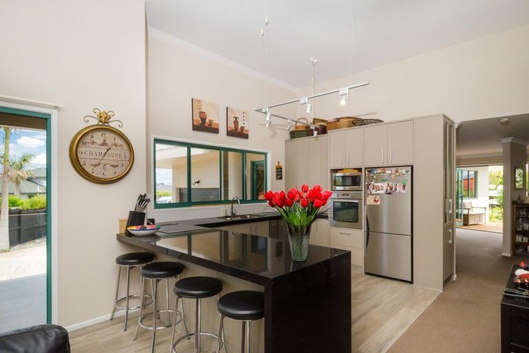 Photo of property in 21 Belle-mer Place, Gulf Harbour, Whangaparaoa, 0930