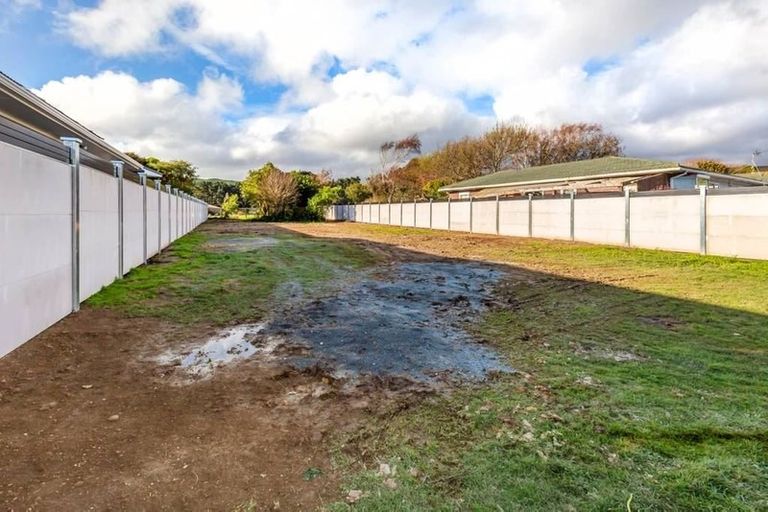 Photo of property in 19a Motukaraka Point, Pauatahanui, Porirua, 5381