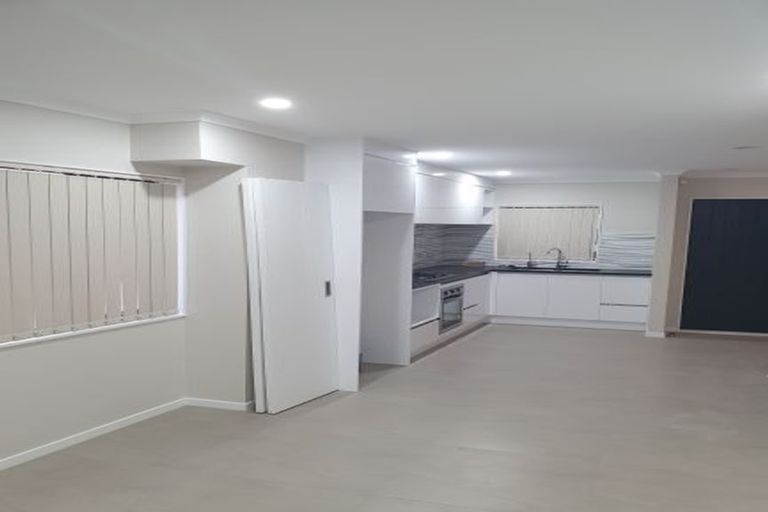 Photo of property in 27 Hoteo Avenue, Papatoetoe, Auckland, 2025