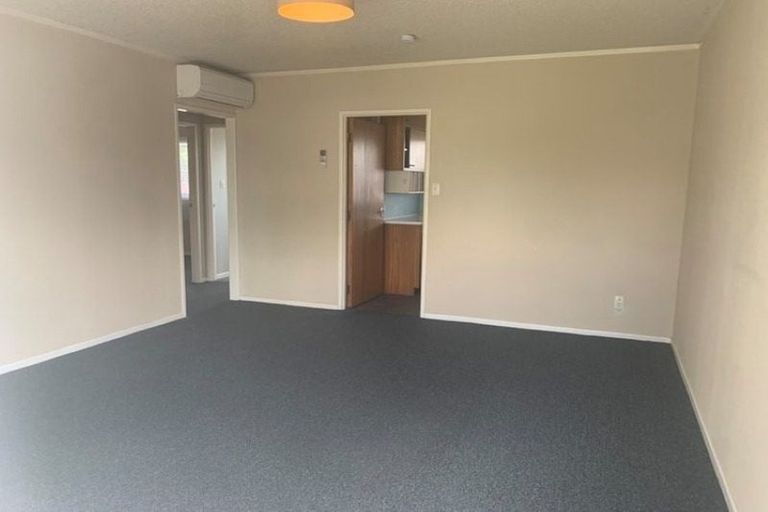 Photo of property in 1/533 Weymouth Road, Weymouth, Auckland, 2103