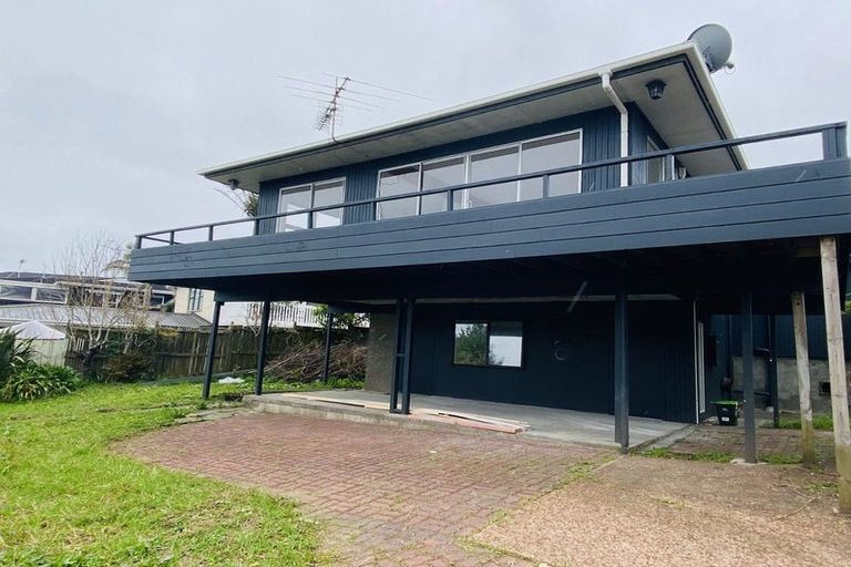 Photo of property in 198 Clovelly Road, Bucklands Beach, Auckland, 2012