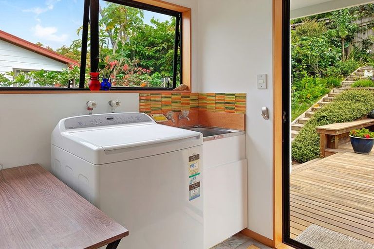 Photo of property in 231 Tukere Drive, Whangamata, 3620