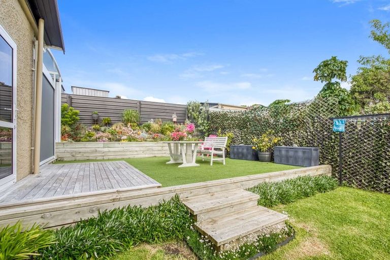 Photo of property in 37 Mosston Road, Castlecliff, Whanganui, 4501