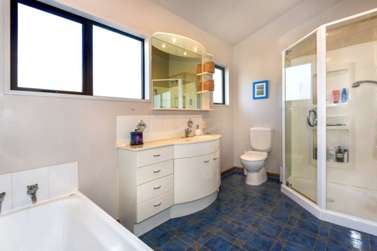 Photo of property in 68 Muir Avenue, Halswell, Christchurch, 8025