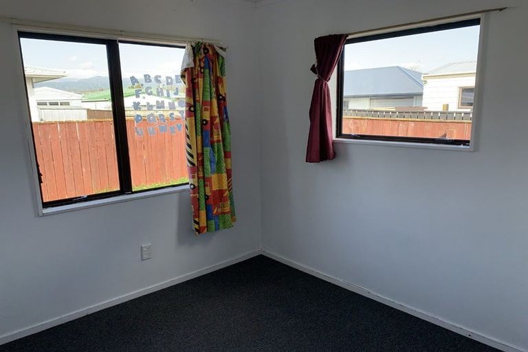 Photo of property in 15 Solway Street, Levin, 5510