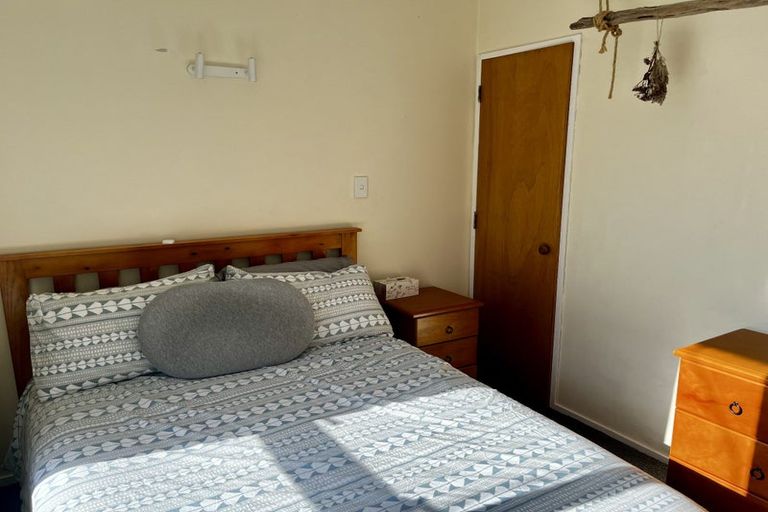 Photo of property in 4/30 Lyall Parade, Lyall Bay, Wellington, 6022